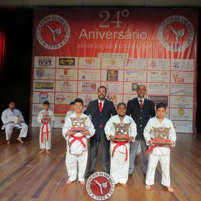 24 Aniversario 43