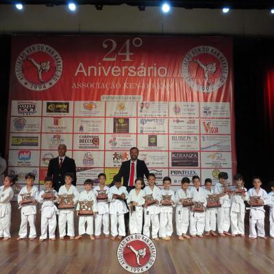 24 Aniversario 53