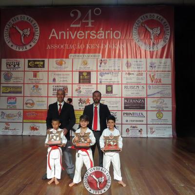 24 Aniversario 57